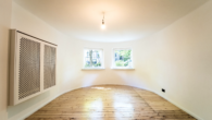 Sanierte und gut vermietete 2-Zimmer Eigentumswohnung im beliebten Hamburger Uhlenhorst - schlafzimmer