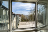 Neuwertiges-Dachgeschoss mit zwei Balkonen und Weitblick in Altona-Altstadt - balkone