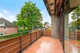 Kapitalanlage in Hamburg-Osdorf: Vermietete 2-Zimmer-Wohnung mit Balkon & Garage - balkon