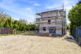 Effizienter Neubau in Hamburg-Meiendorf: Premium-Endreihenhaus mit Garten, Dachterrasse & Carport - fertigstellung 01.2027